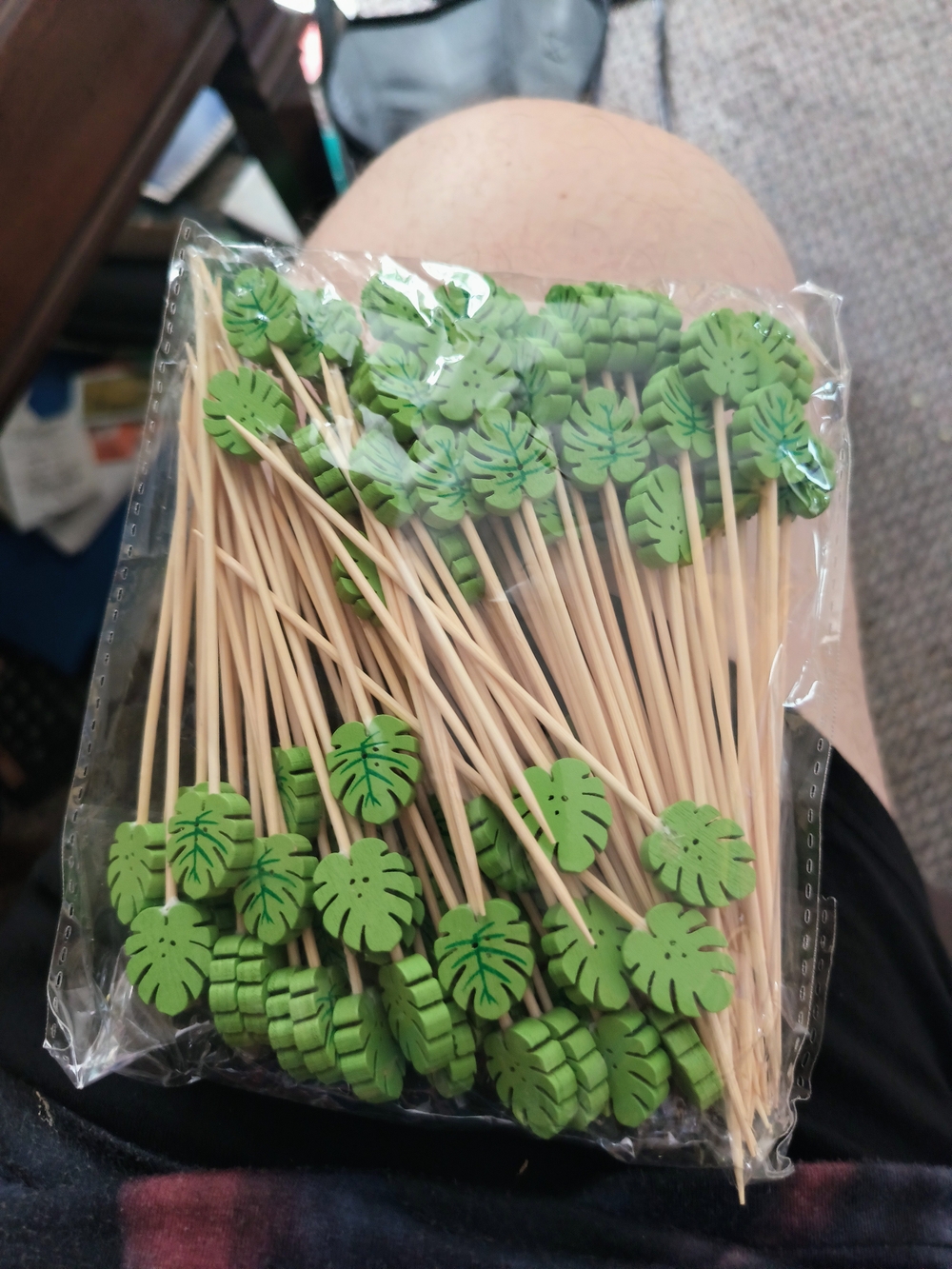 Green Tropical Leaf Bamboo Cocktail Picks - Party Supplies New